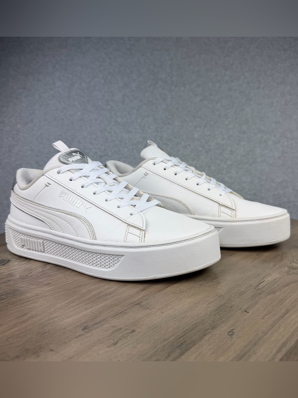 PUMA Smash Platform V3 White and Silver Leather Thick Platform Women’s Size 8.5